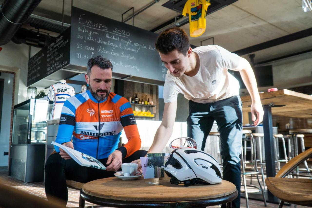 Cafe Coureur Borgloon Hotel Kültér fotó